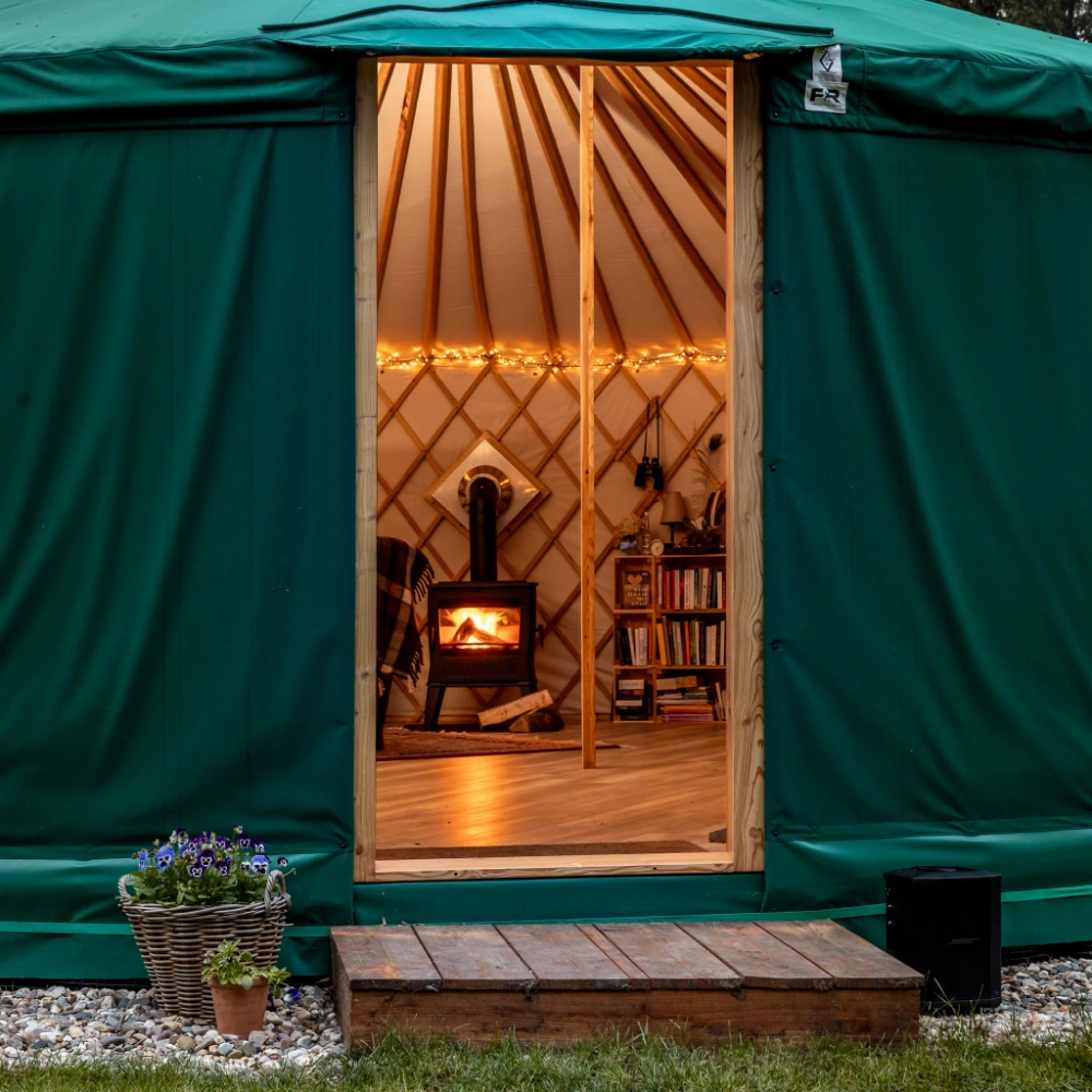 Kachel in yurt